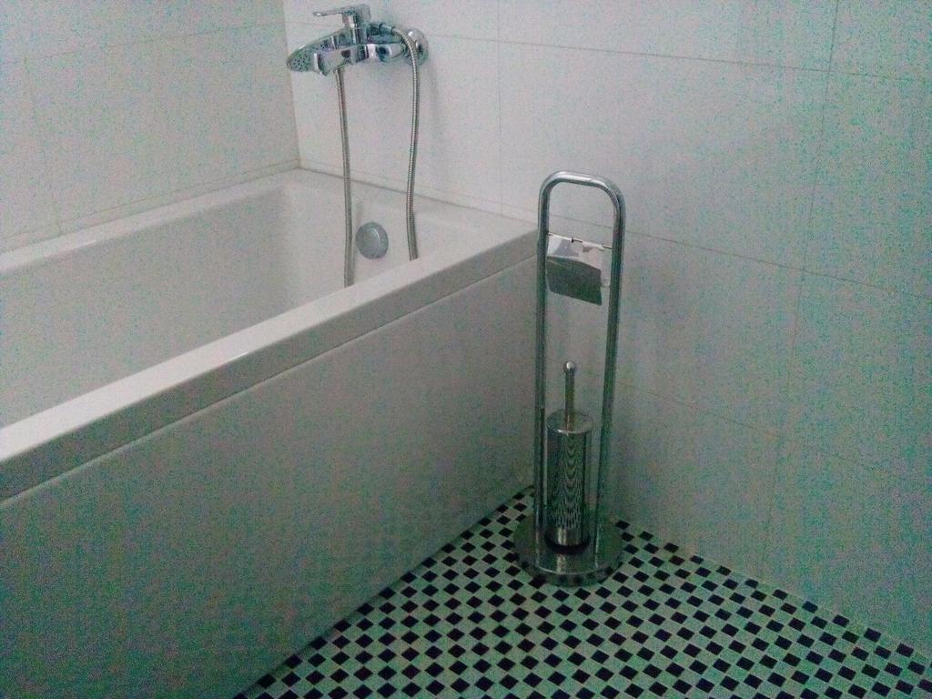 Pensiunea Clasic Curtea De Arges Ngoại thất bức ảnh